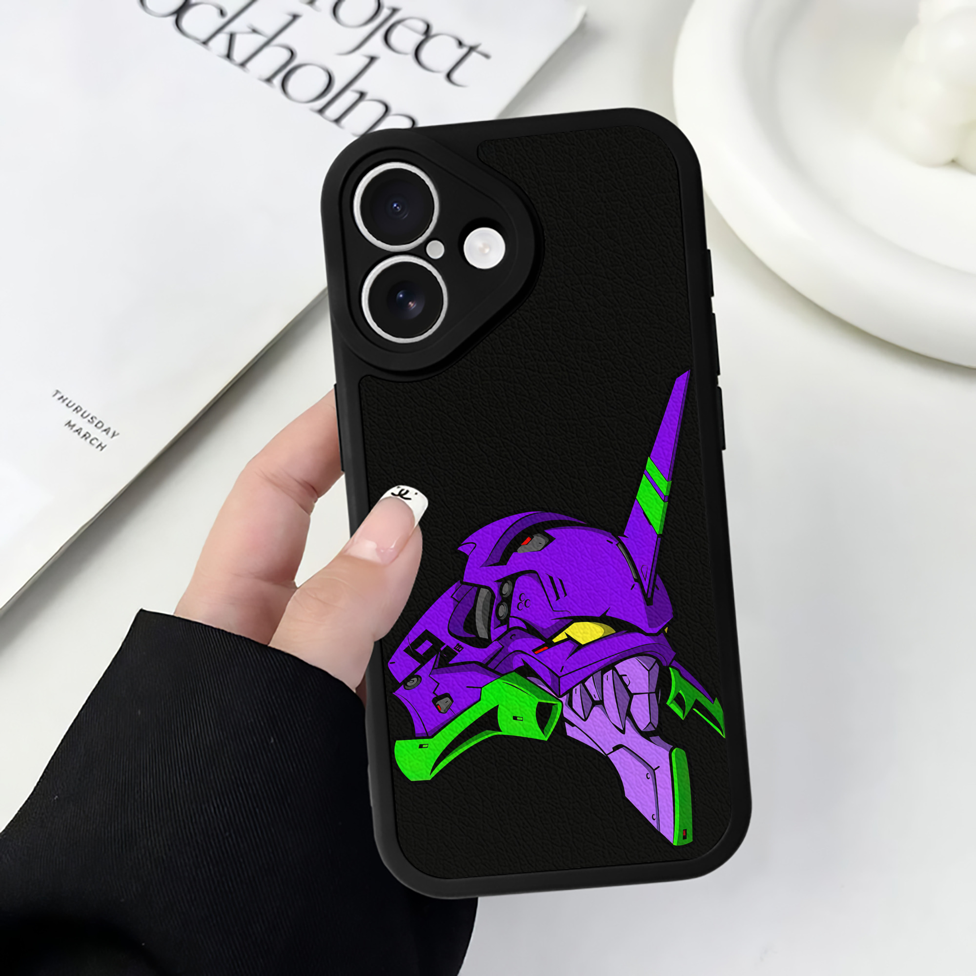 （画像用） EVA 新世紀エヴァンゲリオン 【iPhone 16シリーズ対応】シリコンスマホケース（レザー調） 材質：シリコン